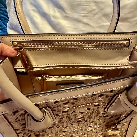 Michael Kors Crossbody NEW - Picture 6 of 6